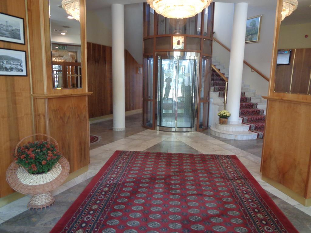 Hotel Park Central Sliven Exterior photo